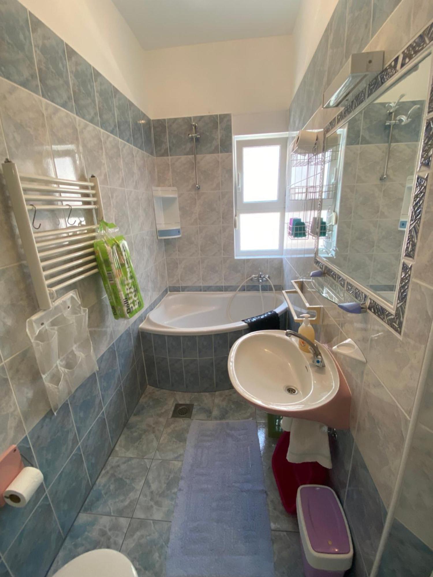 Sunrise Luxury Apartments - U2Adria Dugi Rat Phòng bức ảnh